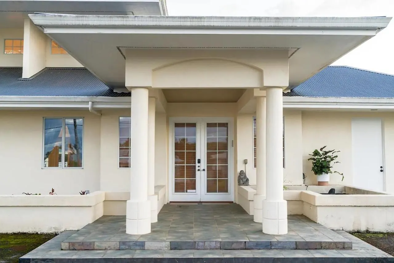 Hilo Villa W/Pool- 16 Guests Max ארצות הברית